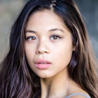 Eva Noblezada